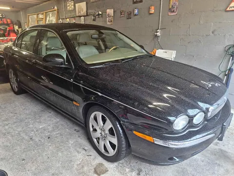 2005 Jaguar X-TYPE 3.0L Sedan 4D