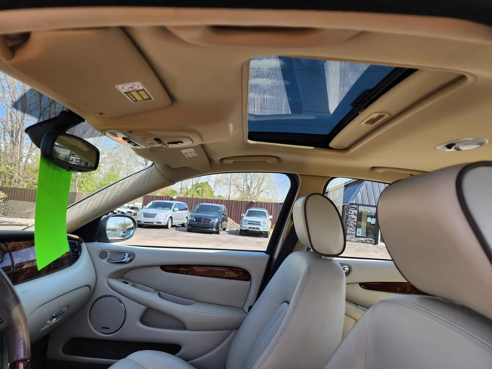 2005 Jaguar X-Type - Image 8 of 12