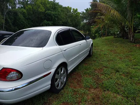 2005 Jaguar X-Type - Image 4 of 5