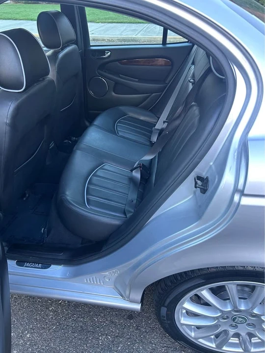 2005 Jaguar X-Type - Image 10 of 20