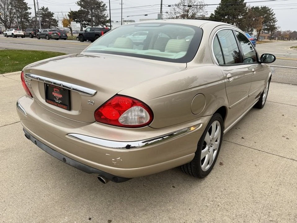 2005 Jaguar X-Type - Image 4 of 17