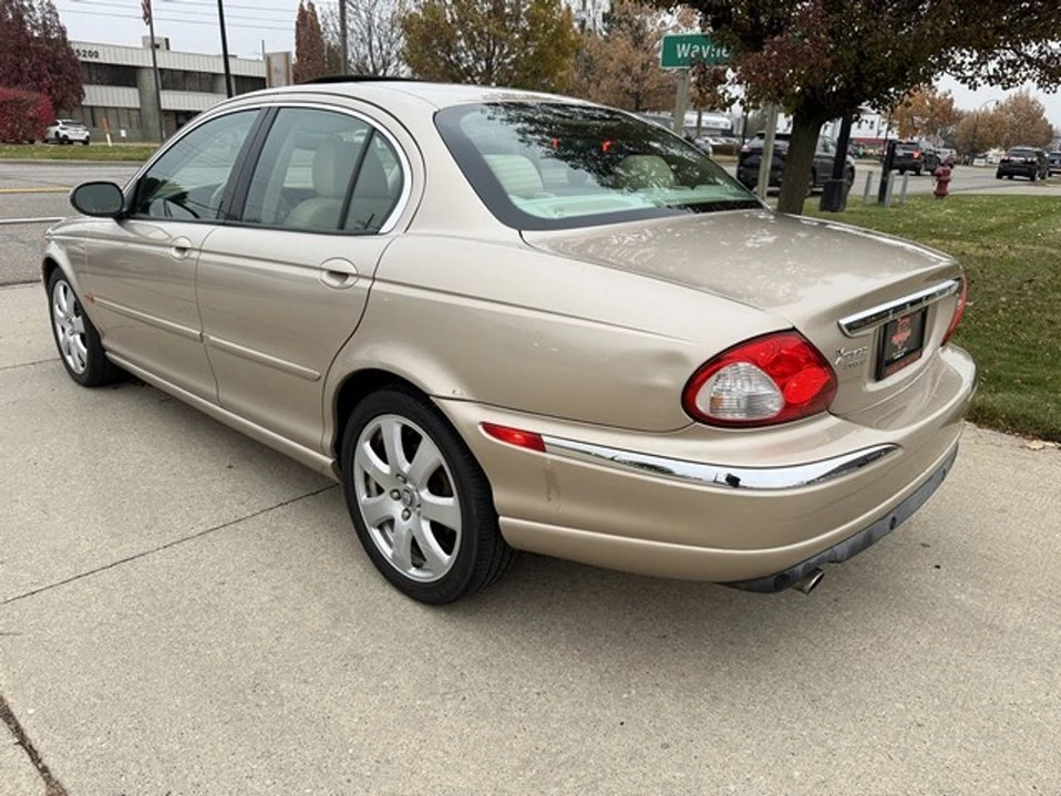 2005 Jaguar X-Type - Image 6 of 17