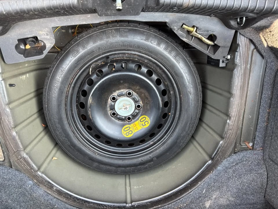 2005 Jaguar X-Type - Image 14 of 20