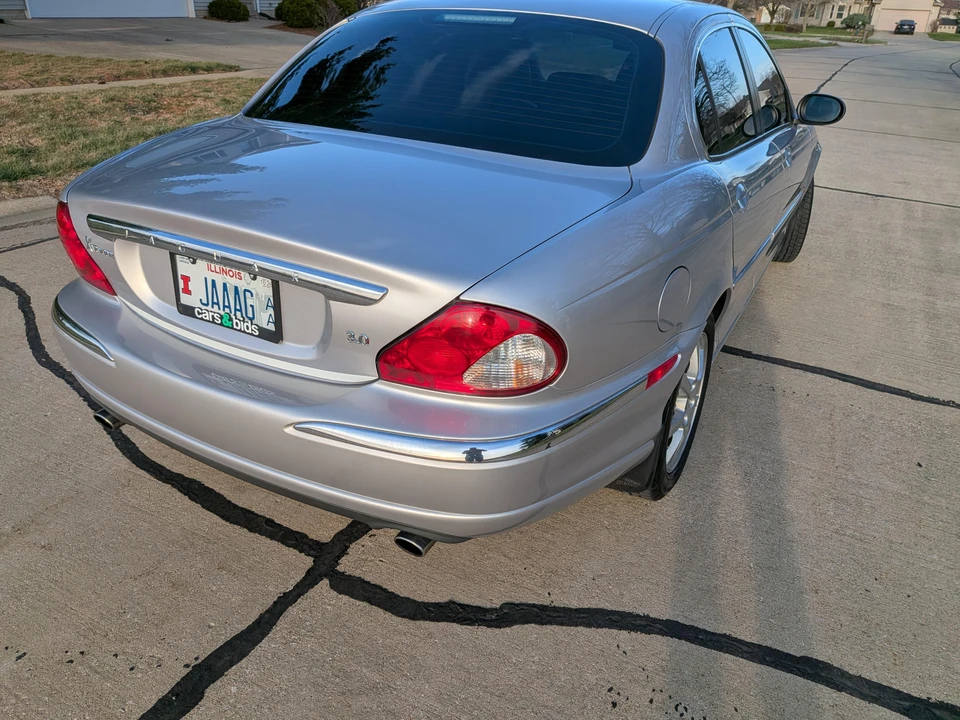 2005 Jaguar X-Type - Image 11 of 31