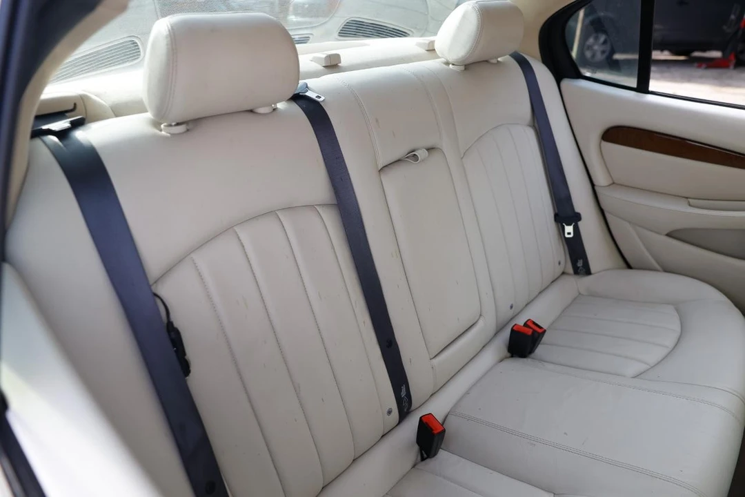 2005 Jaguar X-Type - Image 14 of 21