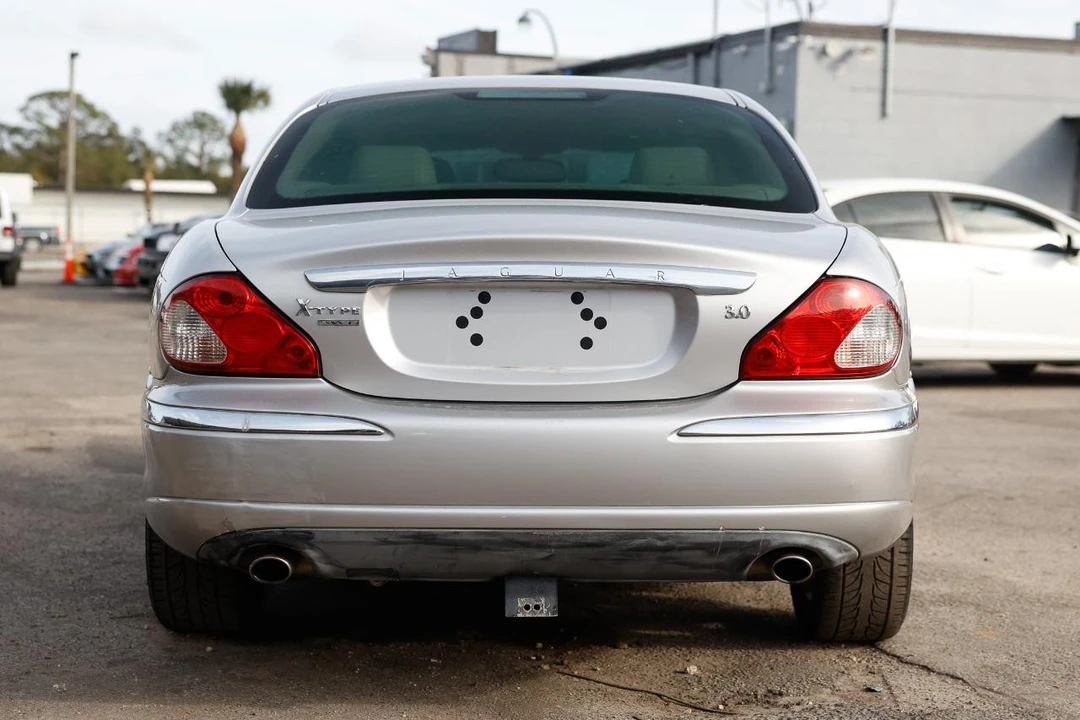 2005 Jaguar X-Type - Image 7 of 21