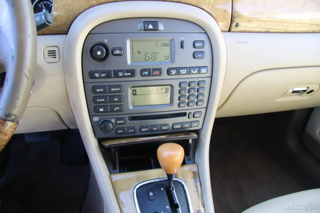 2005 Jaguar X-Type - Image 18 of 21