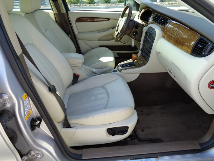 2005 Jaguar X-Type - Image 8 of 9