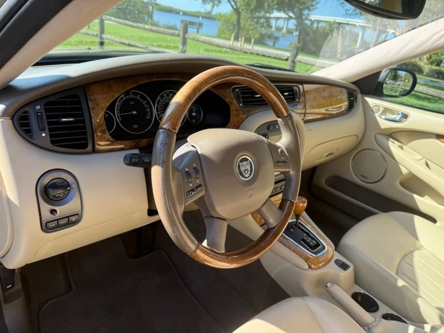 2005 Jaguar X-Type - Image 17 of 19