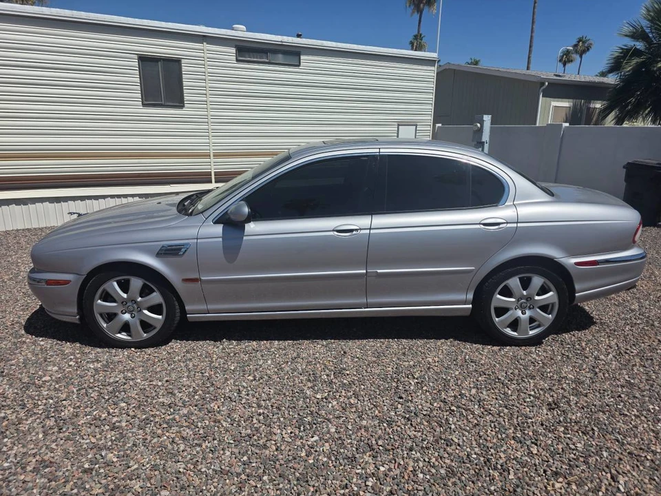 2005 Jaguar X-Type - Image 10 of 19