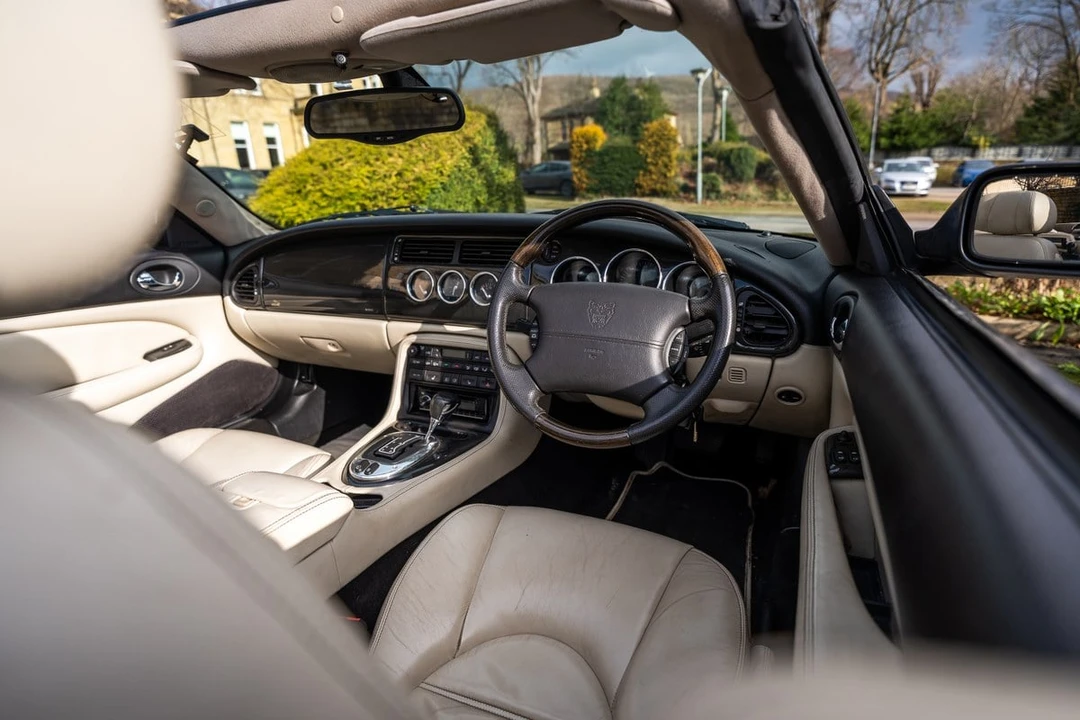 2005 Jaguar X100 XK8 - Image 24 of 30