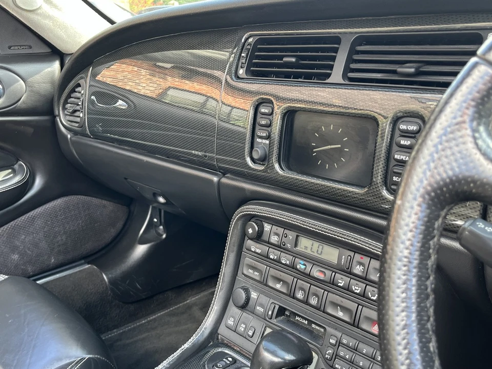 2005 Jaguar X100 XK8 - Image 19 of 30