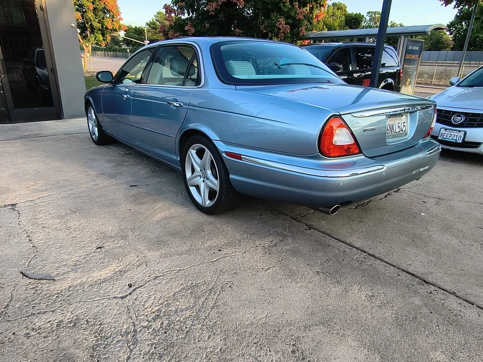 2005 Jaguar XJ Series 4 - Image 2 of 11