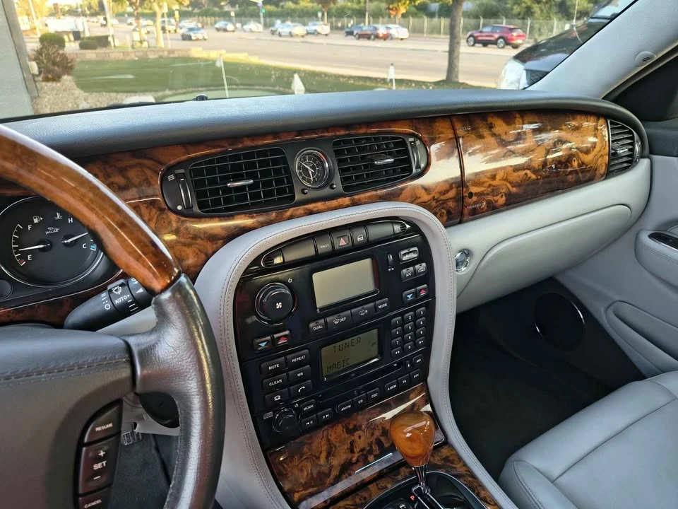 2005 Jaguar XJ Series 4 - Image 8 of 11