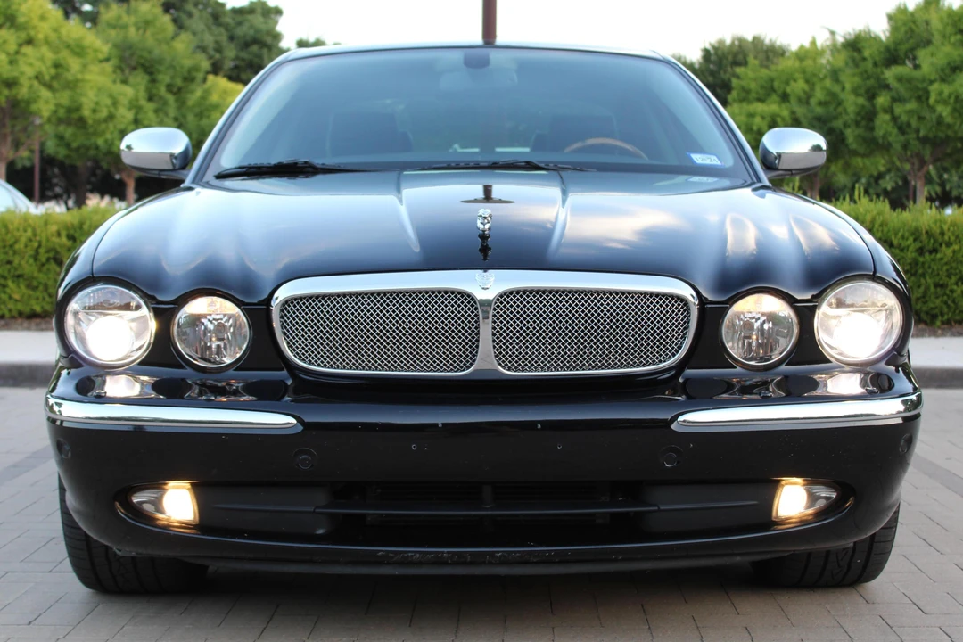 2005 Jaguar X350/X356/X358 XJ - Image 2 of 31