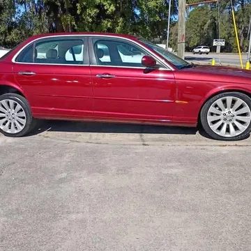2005 Jaguar XJ Super V8 Sedan