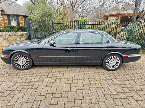 2005 Jaguar XJ Vanden Plas Sedan