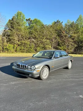 2005 Jaguar XJ Vanden Plas Sedan
