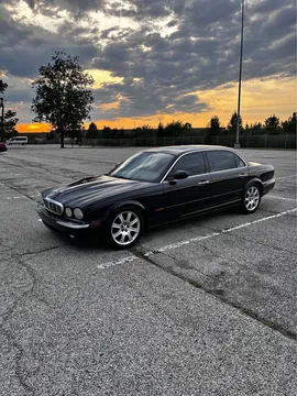 2005 Jaguar XJ XJ8 L Sedan 4D