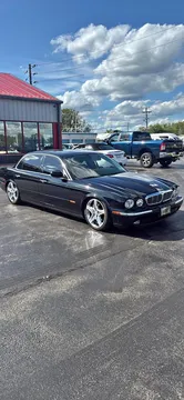 2005 Jaguar XJ XJ8 L Sedan 4D
