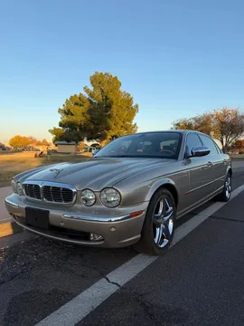 2005 Jaguar XJ Vanden Plas