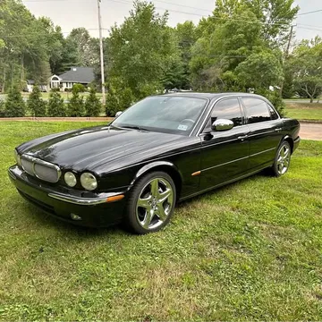 2005 Jaguar XJ XJ8 Vanden Plas Sedan 4D