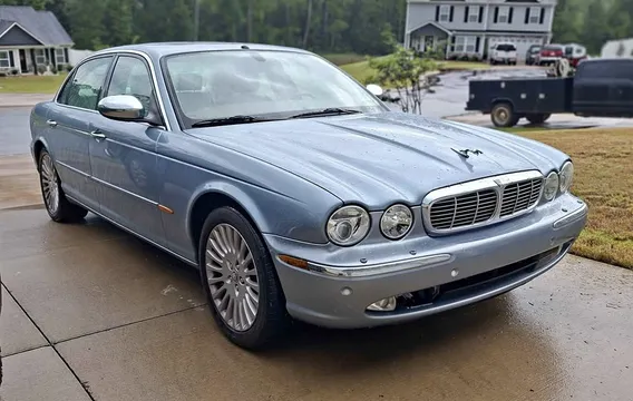 2005 Jaguar XJ XJ8 Vanden Plas Supercharged Sedan 4D