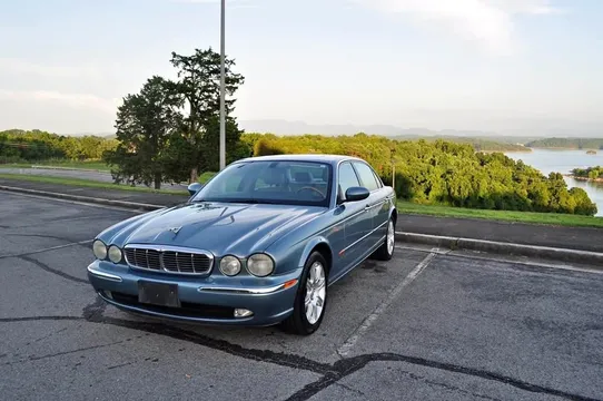 2005 Jaguar XJ8