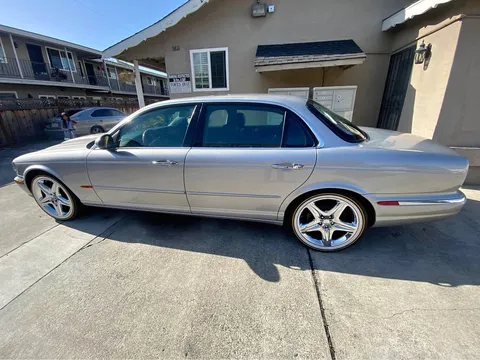 2005 Jaguar XJ8 L
