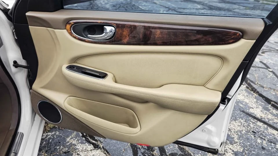 2005 Jaguar XJ Series 4 - Image 3 of 7