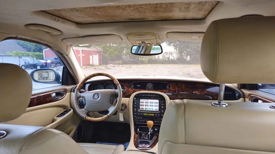 2005 Jaguar XJ Series 4 - Image 2 of 13