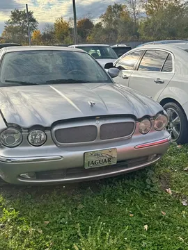2005 Jaguar XJ8 L Sedan