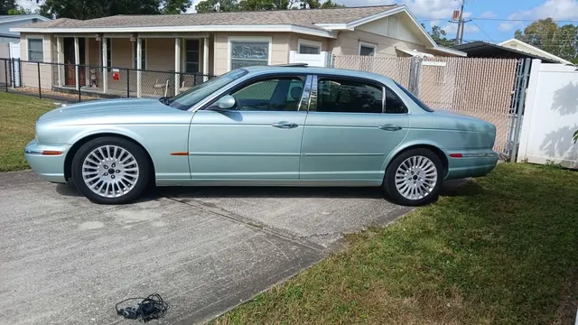 2005 Jaguar XJ8 L