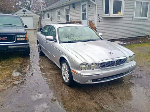 2005 Jaguar XJ8 L Sedan