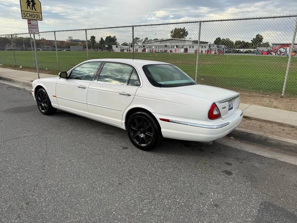 2005 Jaguar XJ Series 4 - Image 2 of 13