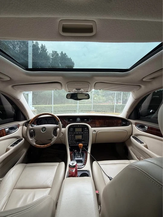 2005 Jaguar XJ Series 4 - Image 4 of 12