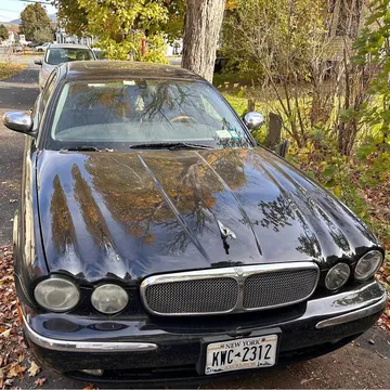 2005 Jaguar XJ8 Vanden Plas