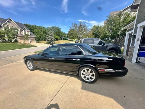 2005 Jaguar XJ8L Luxury
