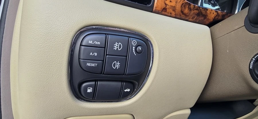 2005 Jaguar X350/X356/X358 XJ - Image 27 of 30