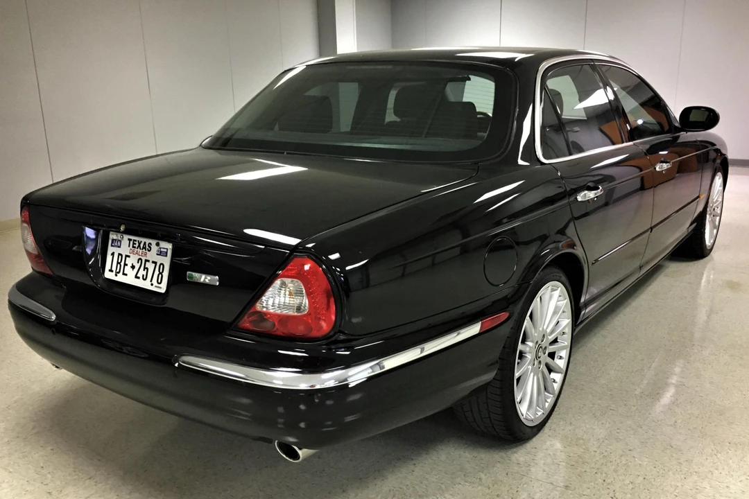 2005 Jaguar X350/X356/X358 XJR - Image 5 of 5