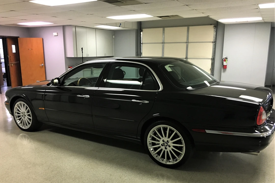 2005 Jaguar X350/X356/X358 XJR - Image 4 of 5