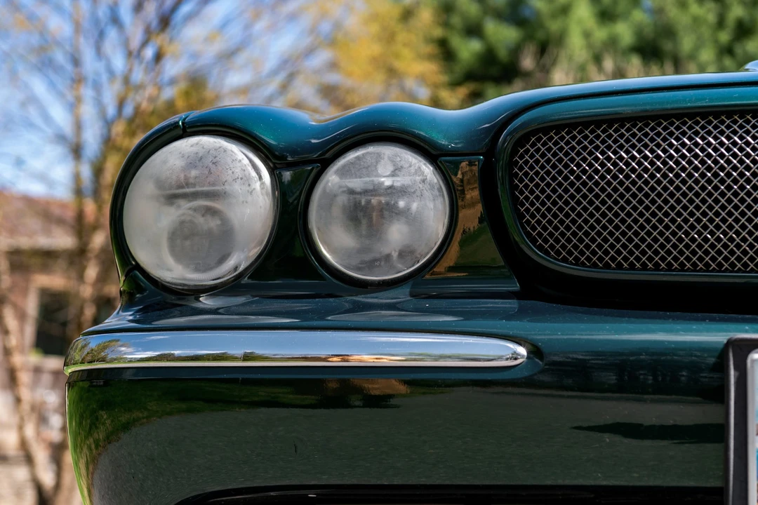 2005 Jaguar X350/X356/X358 XJR - Image 21 of 31