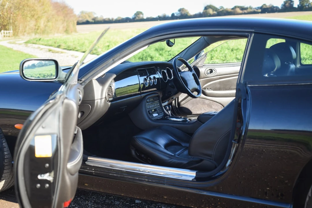 2005 Jaguar X100 XK8 - Image 15 of 30