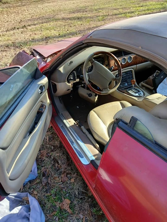 2005 Jaguar X100 XK8 - Image 6 of 9