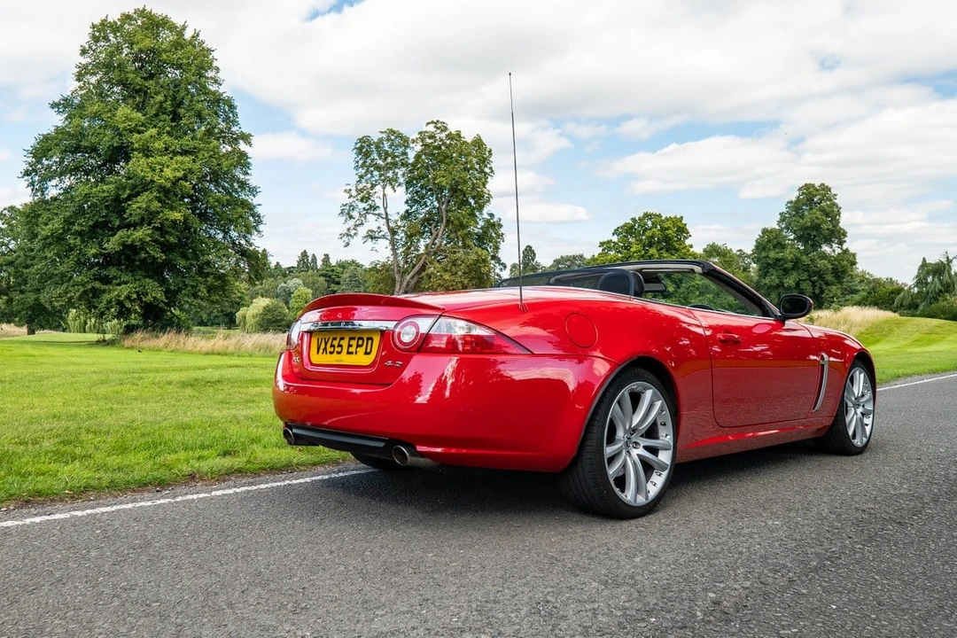 2005 Jaguar X100 XK8 - Image 16 of 30