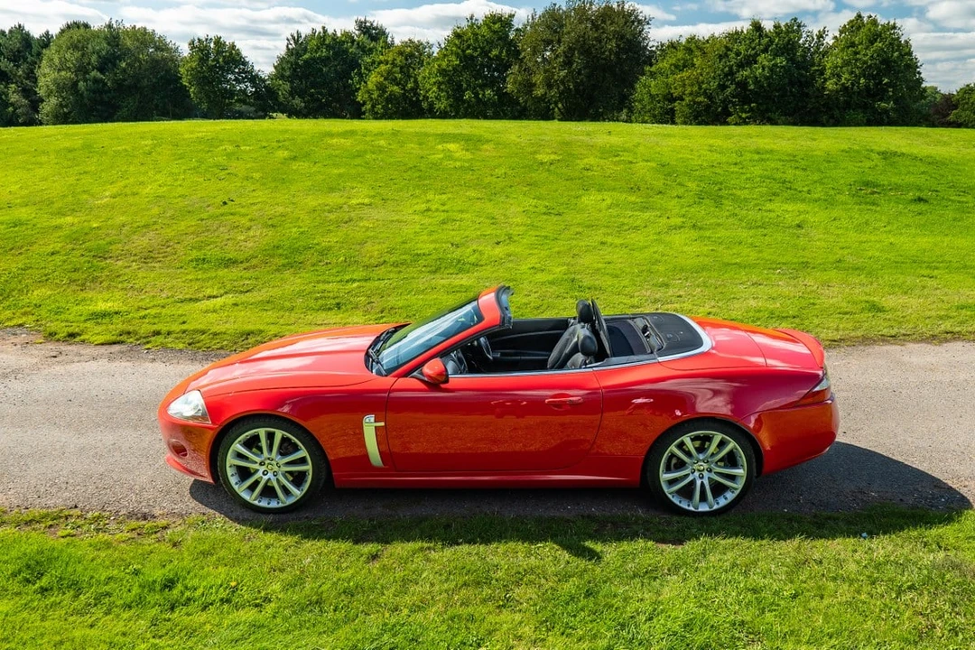 2005 Jaguar X100 XK8 - Image 11 of 30