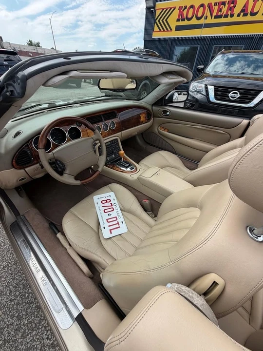 2005 Jaguar X100 XK8 - Image 7 of 10