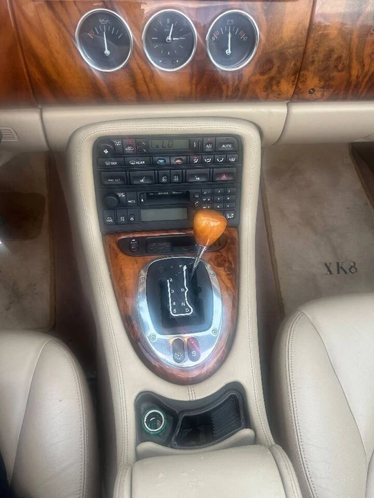 2005 Jaguar X100 XK8 - Image 18 of 19