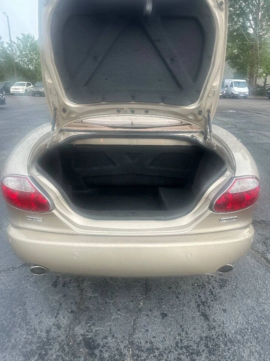 2005 Jaguar X100 XK8 - Image 19 of 19