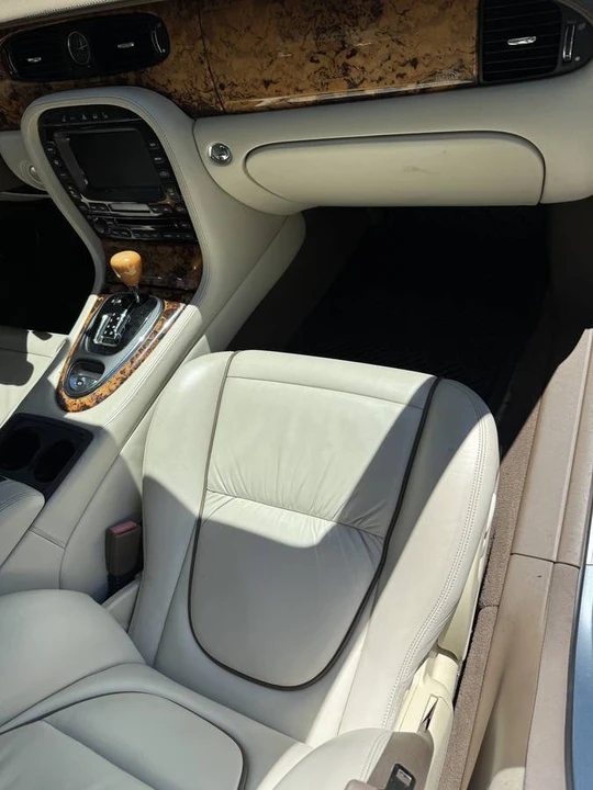 2005 Jaguar X100 XK8 - Image 8 of 10